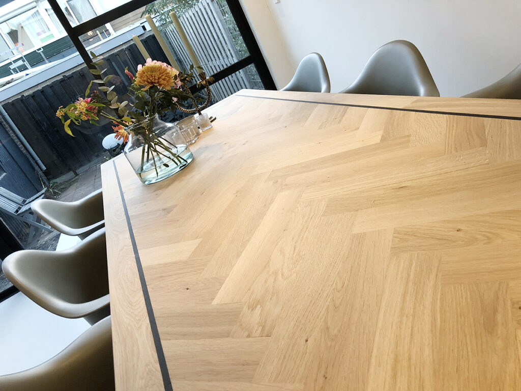 Visgraat tafel 3 meter – Meubelmaker